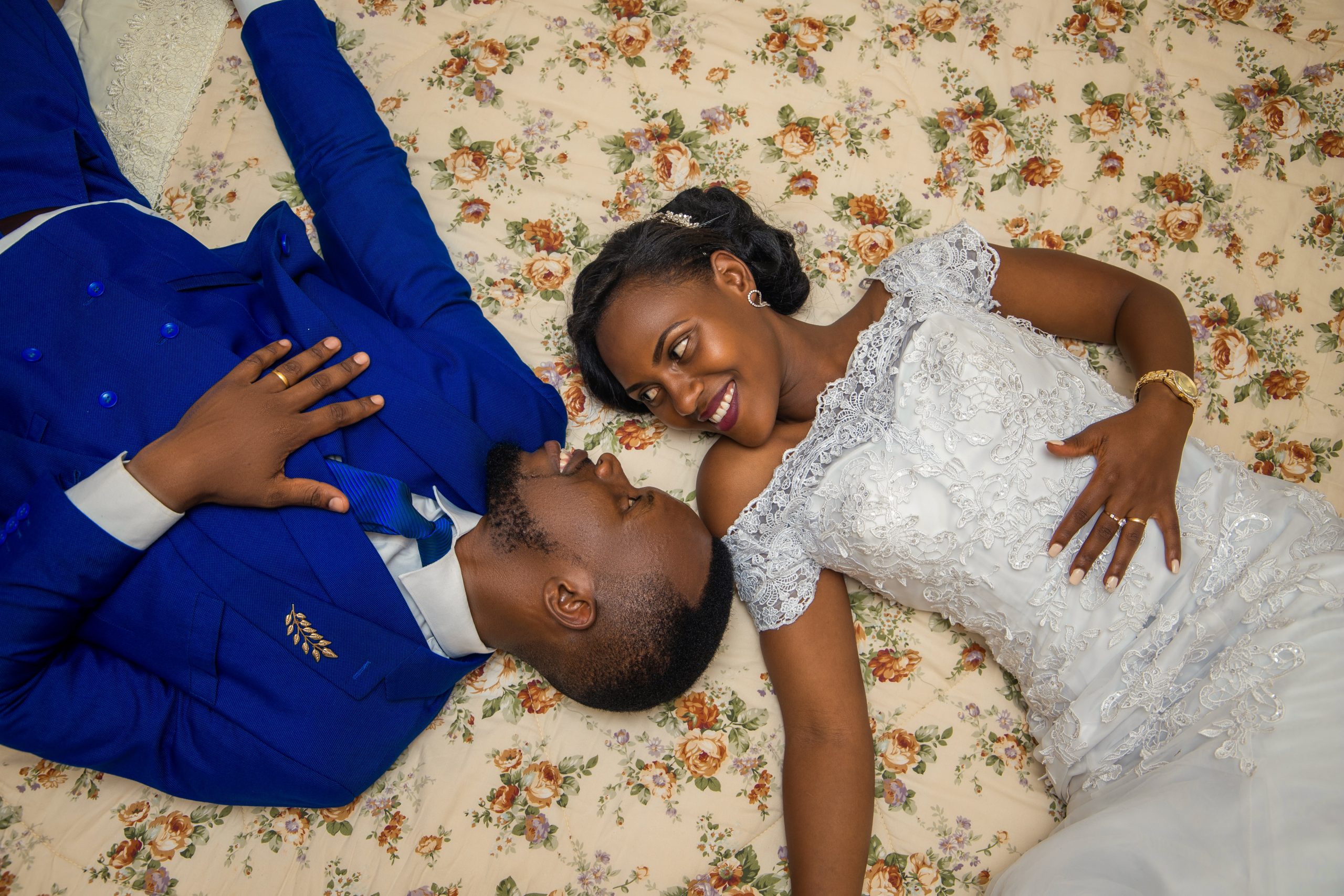 Mfite ubutane {Divorce} n'uwo twari twarashakanye. Ukurikije Bibiliya, nshobora kongera gushaka?